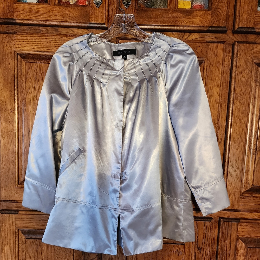 Nine West Silver Satin Jacket Size L